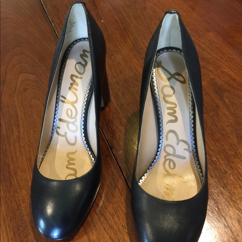 Like new in original box! Only worn once!